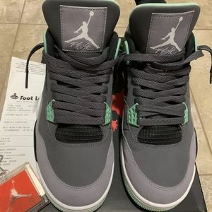 Air Jordan 4 Green glow